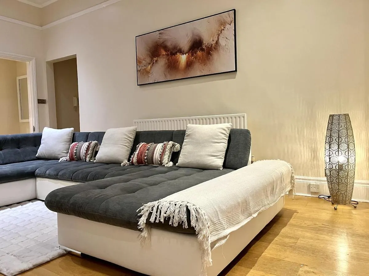 City Link - Mapperley Park Suite - Free Parking,Tram&Busroutes,Hswifi,Upto9 By Kp Nottingham 0*,  Egyesült Királyság